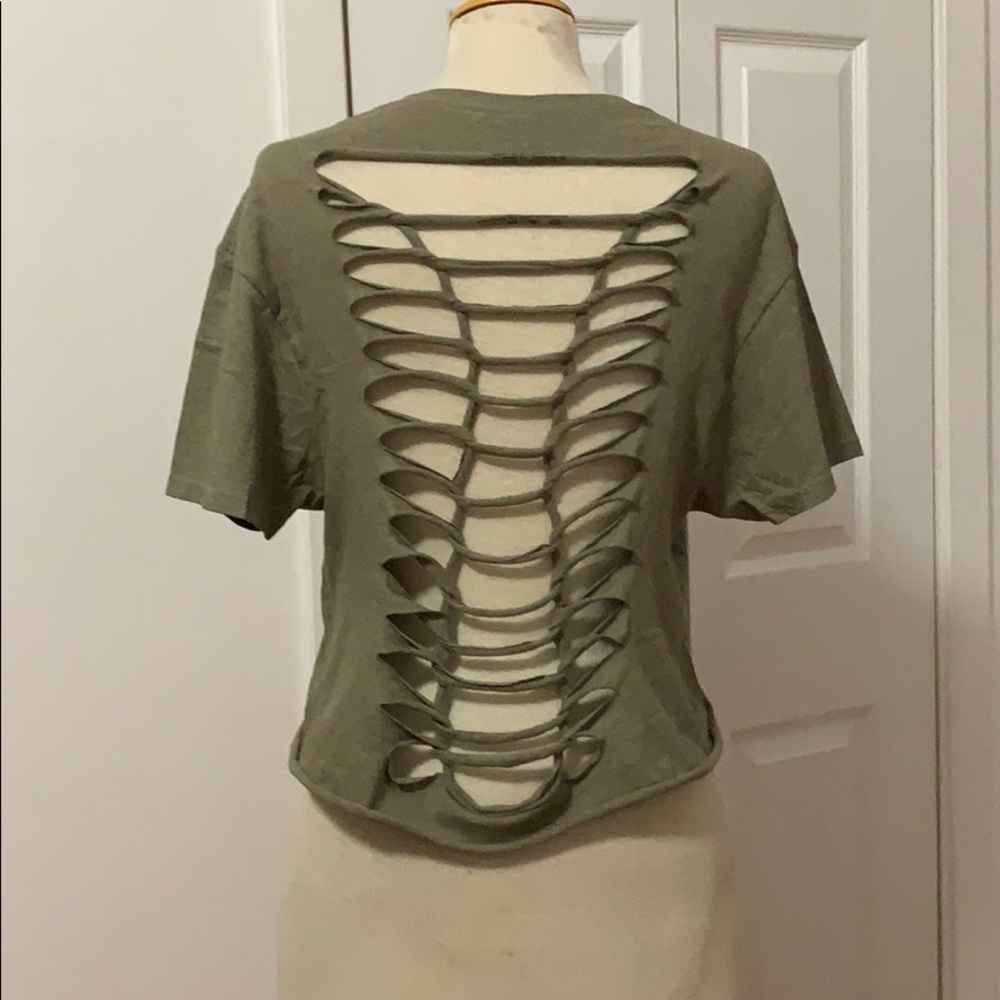 Rock n’ roll   crop top sz M